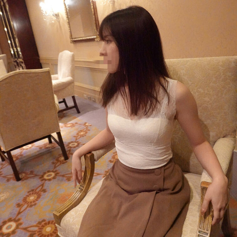 【外資系受付嬢】

・あき
・29歳
・8月某日　12時ごろ
・新宿
・受付嬢

「いいね」「コメント」