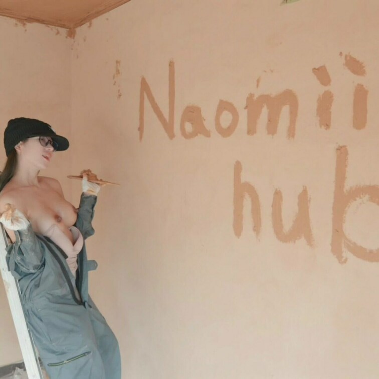 Naomiiihubのヤリ部屋をDIYしています。完成したら無料で解放するので良かったら遊びに来てください♪
