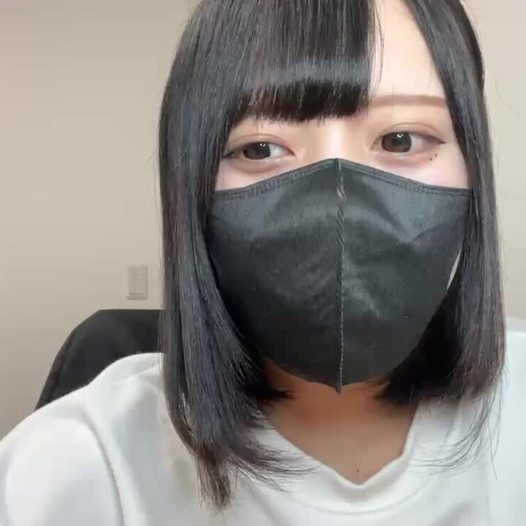 【りん 19 歳】

りんさんのライブ配信動画です
生ライブ配信だと、1 回の有料配信を視聴すると、おおよそ平均 