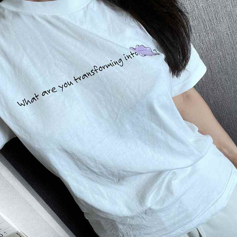 おはようー

このTシャツ可愛くないですか？

もう1枚確保すればよかった😞