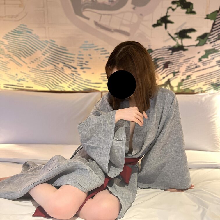 昨日公開させていただいたムービーのスクショです。

よかったら、見てみてね！