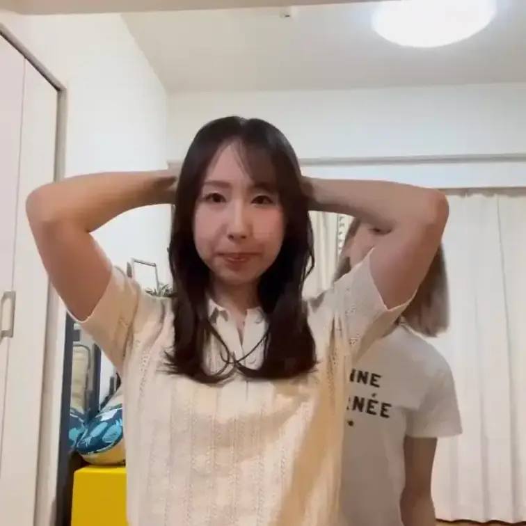 皆様大変お待たせしました！
今回皆様大変お待たせしました！
今回のくすぐり動画はこちらです👍

是非いっぱい見て