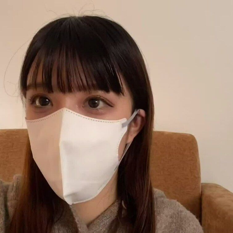 【みれい 20 歳】

みれいさんのライブ配信動画です
生配信だと、1 回の有料配信を視聴すると、おおよそ平均 5