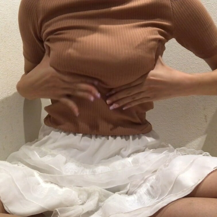 生活費稼ぎたいなら上司にオ○ニー撮れと言われて撮りました。地下アイドルの夢あきらめたくないのでないのでみんなの為に頑張り