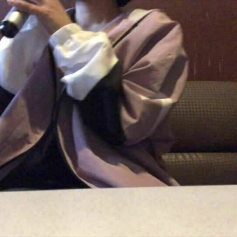 【ファン限定フル動画】🎁

【個人撮影】真面目な素人大◯生がカラオケボックスでオナニー
