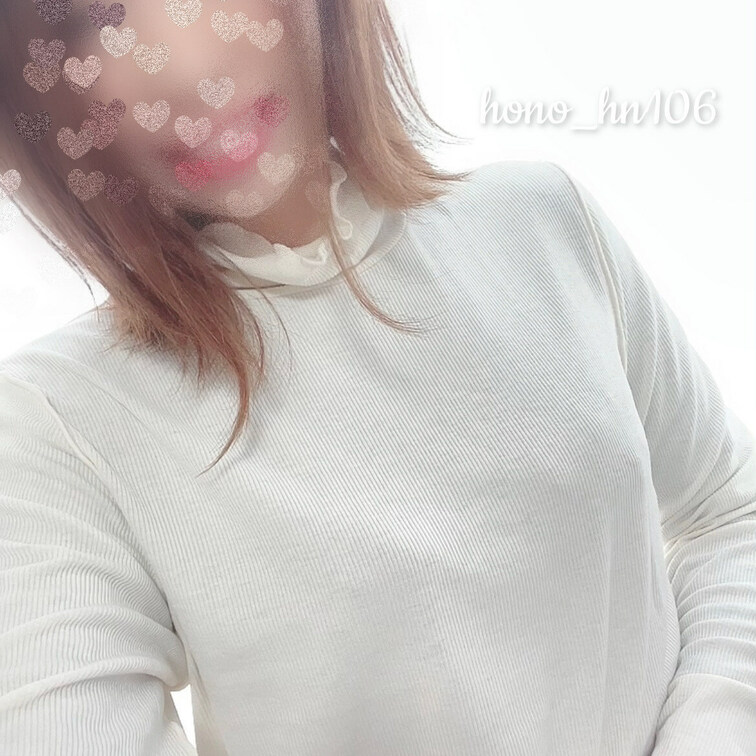 いいおっぱいの日♡なので、
おっぱい見せちゃお〜！！！🤭💓
むにむに伝われーっ🫶
アップ目だからなんとなくのお顔も