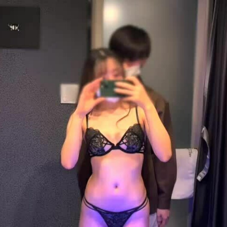 ブラから脱がせる❓それともいきなりショーツから脱がせちゃう、、❓
ちなみにみなさんは...
まふゆの『Eカップお