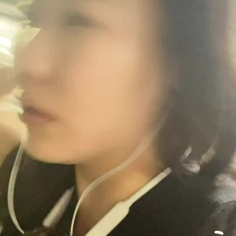 病院の日の動画、、
なんか酔っ払い過ぎて先生待ってるときに変なの撮ってたからそれも内緒で載せちゃう笑🥹💦
メイクほぼ