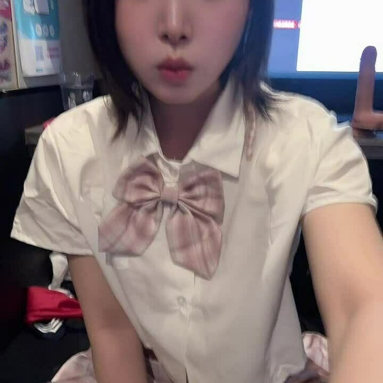 ちらっ！