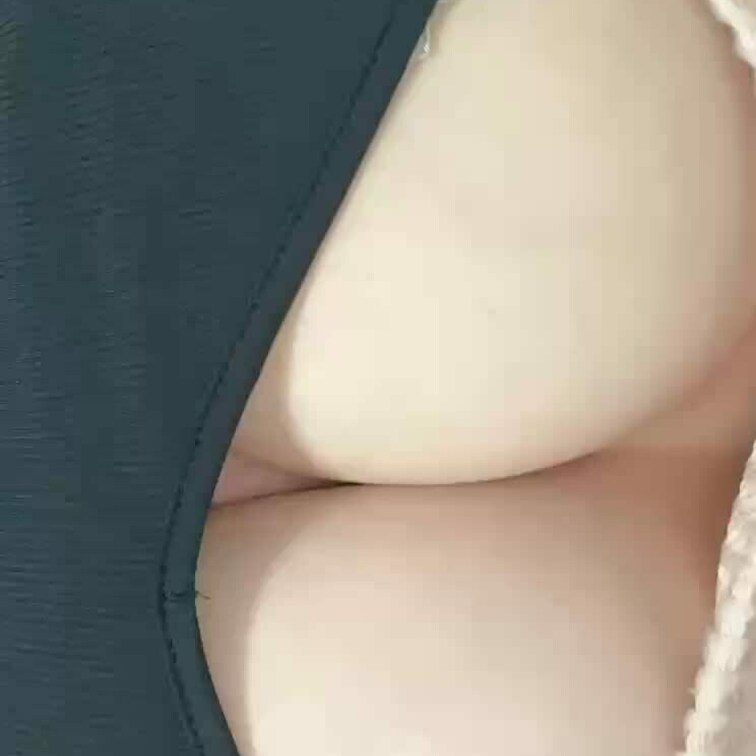 ちくびさんこんにちは✌️