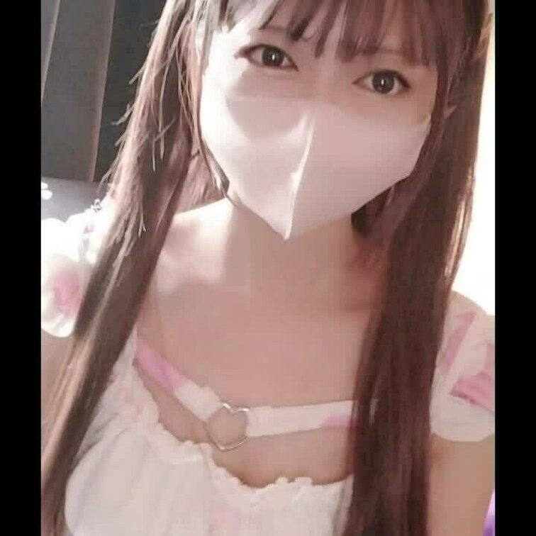 挨拶の動画です
以前のは声なしの字幕だったので、今回は話しました😂

あまり宣伝とかマトモにしないで密かにやってま