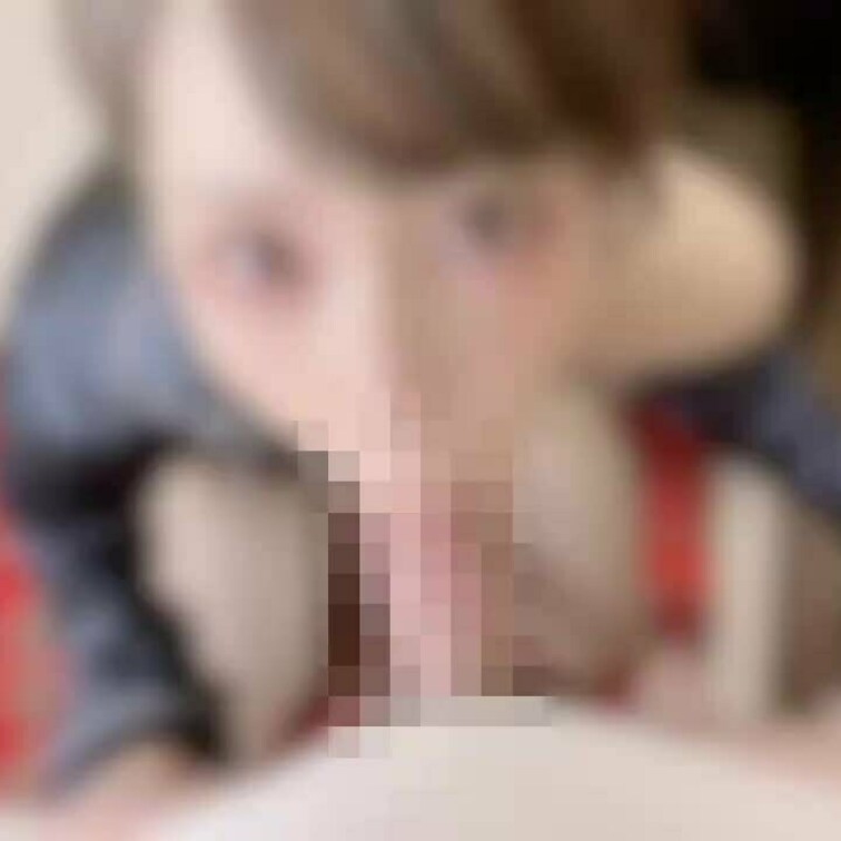 近距離で撮る時、これぐらい全体ぼかし入れたらマスク無しでフェラ載せれる･･･。

ぼかし無しマスク有り(折り曲げ)と
