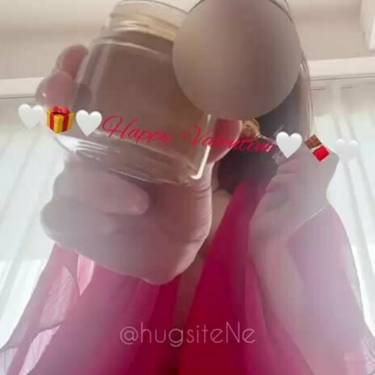 💝🍫Happy Valentine💝
いつも応援ありがとうございます🥰

Hugと一緒にチョコ食べたり、舐めたり、