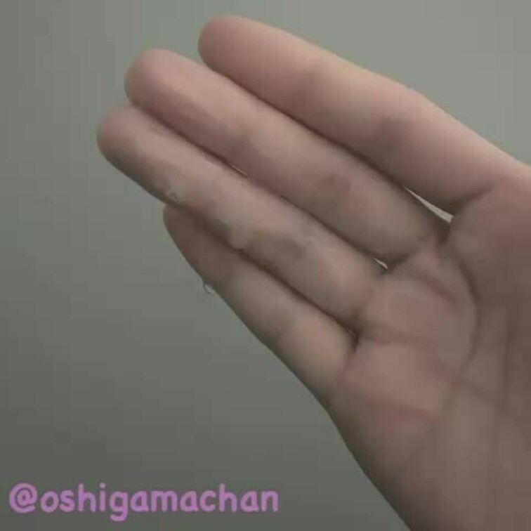 会社の休憩室でバレないようにオナニーしたらこんなにグチュグチュになっちゃった🥹💓
舐めたい人いる？？

