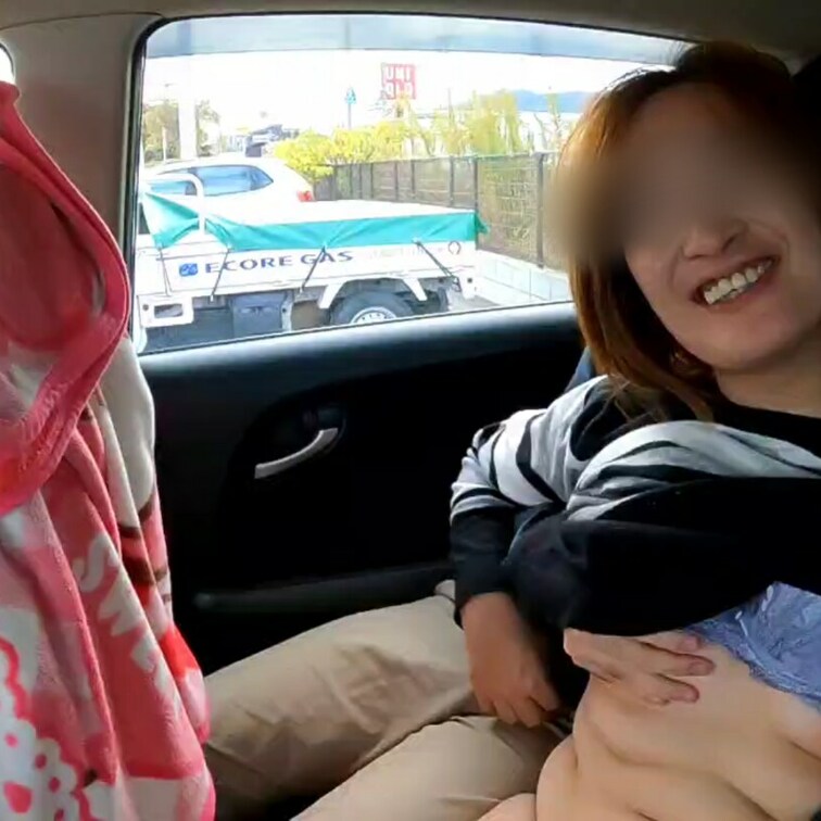 加護ちゃん似の欲求不満な人妻さんが白昼の商業施設の駐車場で３Ｐフェラ抜きしちゃう動画はこちらから↓↓↓

https
