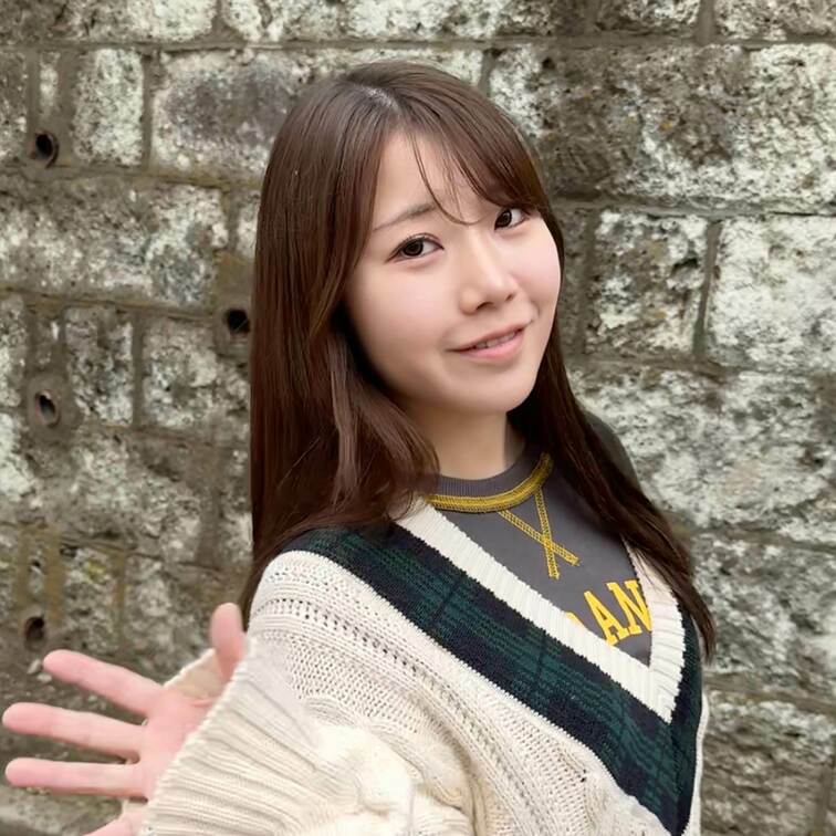#219【MAYUKA 24歳】
今回ストリートスナップに協力してくれたのは、ラルフローレンのセーター可愛い古着女子の