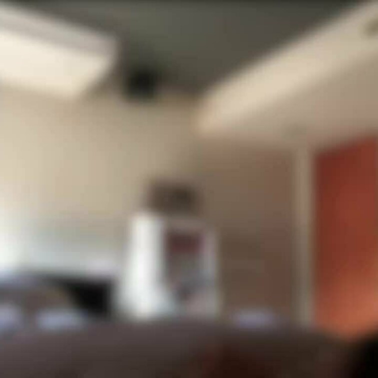 ラブホでキスしたり、手マンしたり、正常位、バックが多めの動画です！