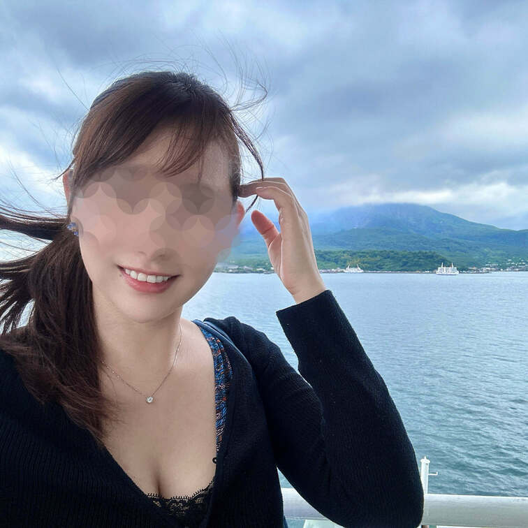 鹿児島、桜島🏔️

フェリーで風がすごく強くて髪の毛がボサボサになりました💦笑

天文館むじゃきの白熊、おいしか