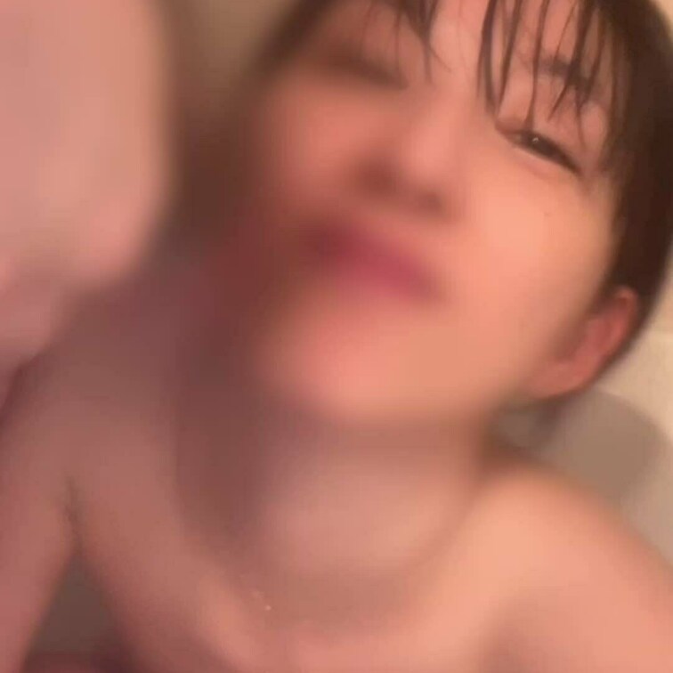 お風呂でペチペチしてみましたが...遊び心がもっと必要かもしれません。またやります！
男の遊び心に御理解いただける方は