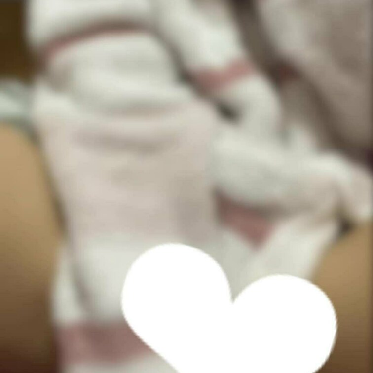 【おなにー】おもちゃ挿入おなにーです！
部屋着に毛も未処理なお休みスタイルなので、人に見られたらとっても恥ずかしい姿で