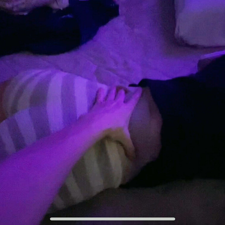 昨日はマッサージしてもらったよ〜

お腹痛いよ〜

だからお礼にマッサージしてあげた😉

近々動画あげますね
