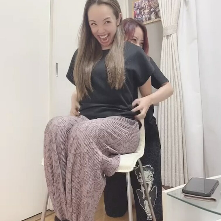 皆様いつもご購入ありがとうございます☺️
今回のくすぐり動画はこちらです👍

是非見てあげてくださいね(  ˆОˆ