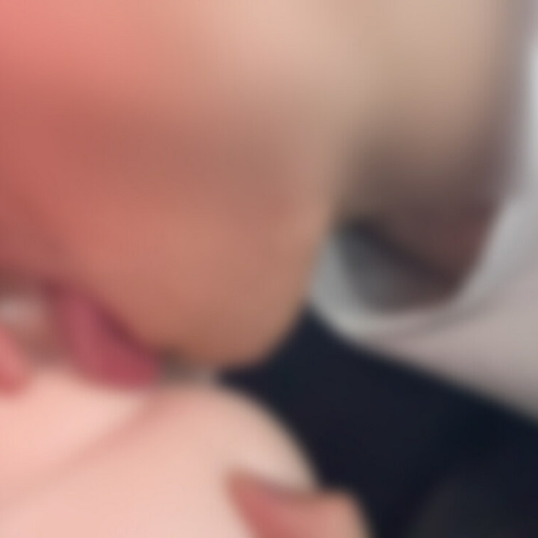 クチュクチュ♡ドアップでベロ舐めクンニ責め。
