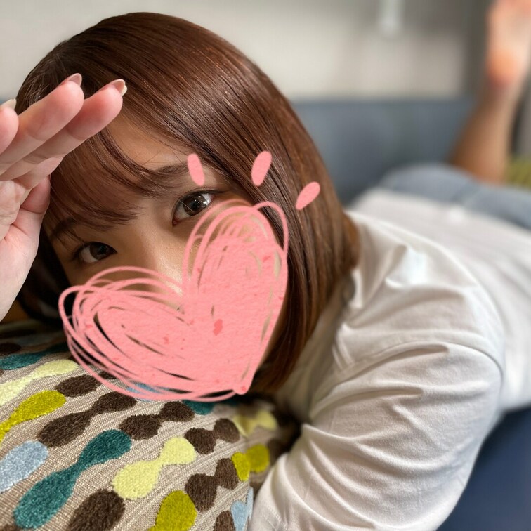 今回は個人的に仲良くなって撮影できた当アカウントでしか見れない完全初撮りの女の子です!!
関西在住の方には当たり前なの
