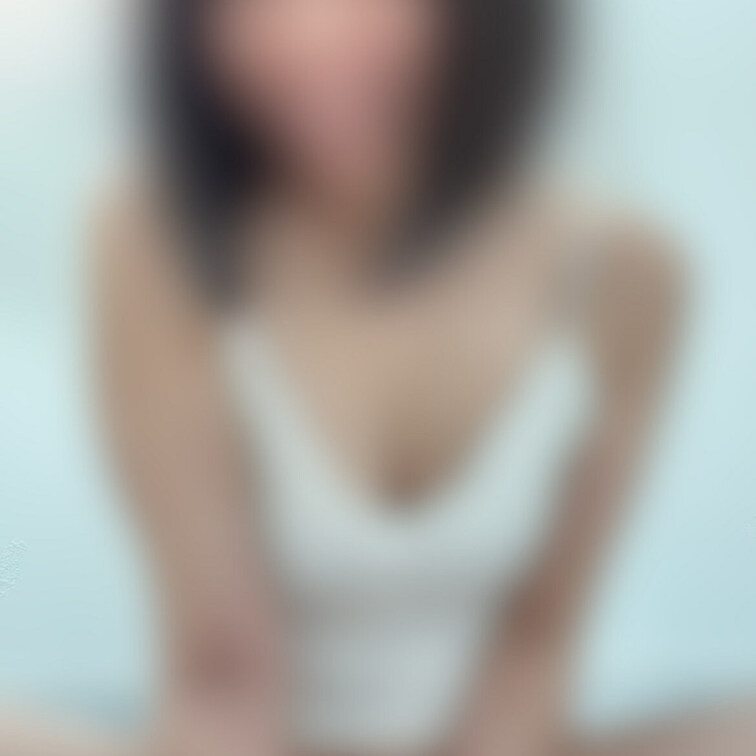 可愛いいちごおぱんつ🍓
最新ご無沙汰だったのでムラムラ…(´ ` )💓
