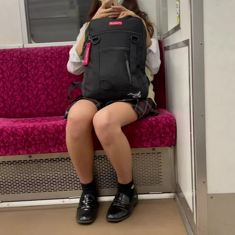 皆様、こんばんは！！
ミニスカ○○○大好きミニスカハンターです。
撮影日記第二十四弾です！！！！
さてさて今回の○