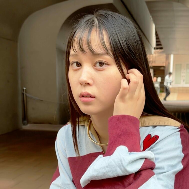 #103【ANN 22歳】
今回ストリートスナップに協力してくれたのは、vivienneのトップスとスカートを使ったコ