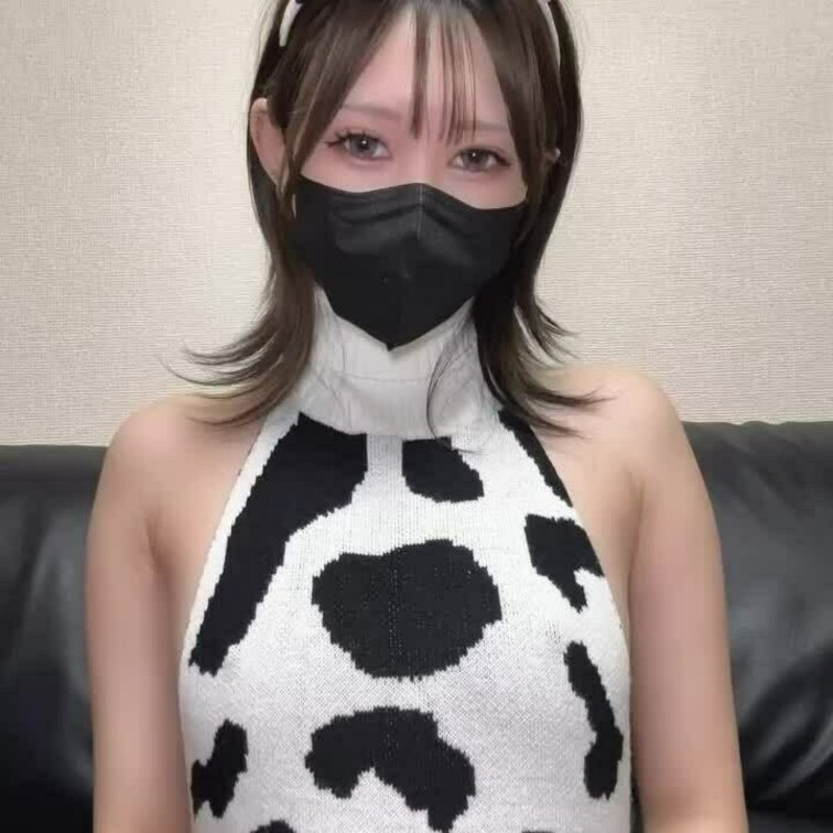 今日は牛コスでオナニー🐮♡
ディルドでズボズボしすぎて、真っ白本気汁垂れ流ししちゃいました💕


※予告なく販売