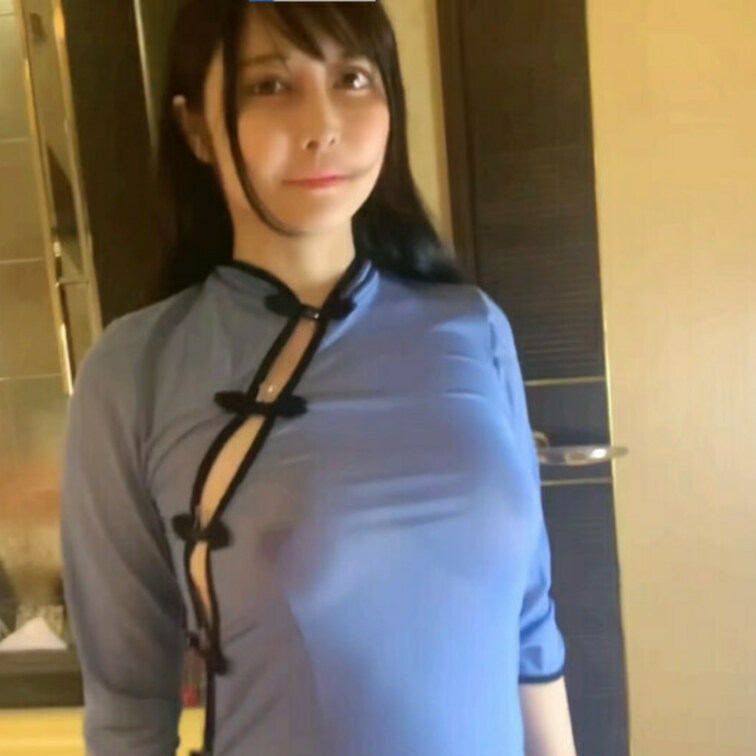 薄い生地のぴっちりしたチャイナ服をむっちりGカップのはるかさんに着てもらいました！

行為
脱衣
パイ責め
パ