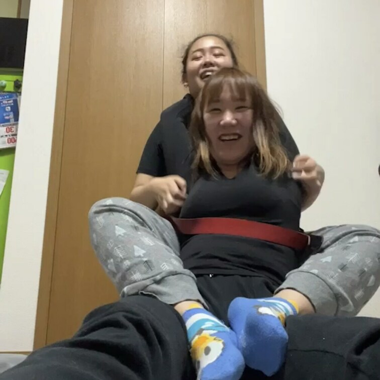 皆様いつもご購入ありがとうございます☺️
今回のくすぐり動画はこちらです👍

是非見てあげてくださいね(  ˆОˆ