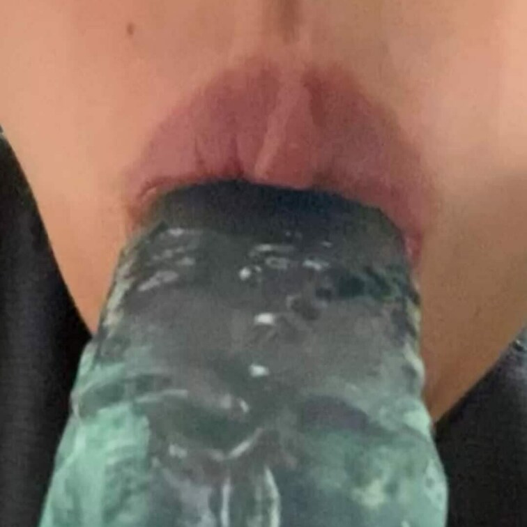 むにゅんって口の形エロいね