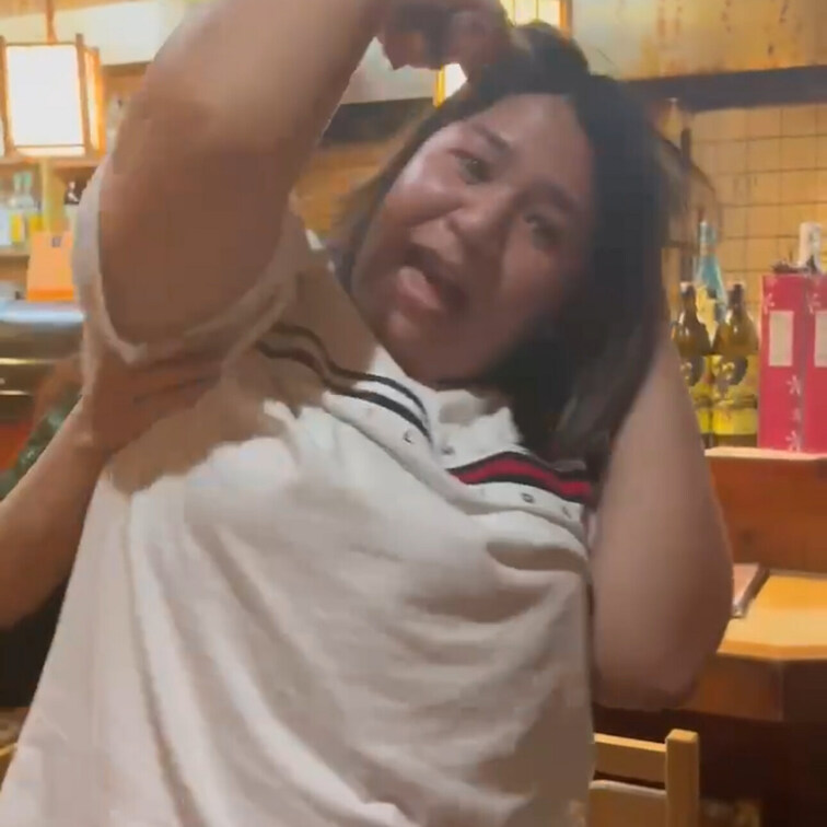 皆様お久しぶりです！
動画の更新が遅くなってしまって申し訳ございません。
今回のくすぐり動画はこちらです👍

是