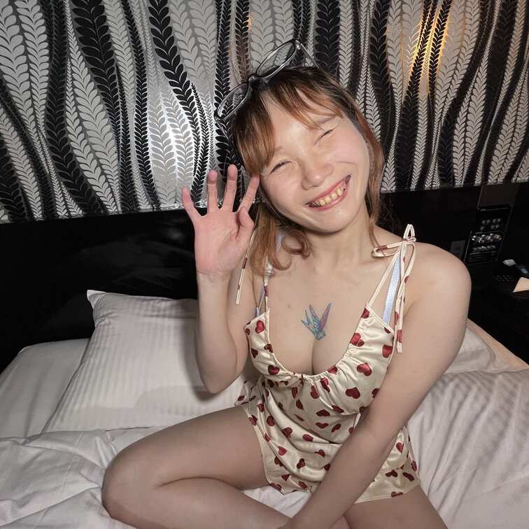 にこっ