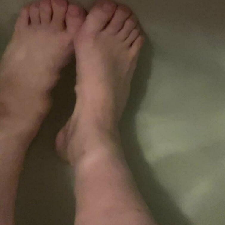 なう(2023/10/25 00:05:47)お風呂🛀(*’ー’)
脚だけ😂