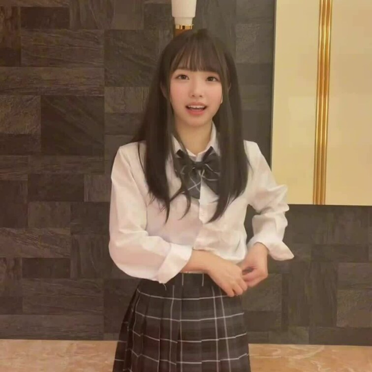 【リクエストに応えました】
何回折りが好きですか？🥺

自分の脚があまり好きではなかったのですが
みなさんが褒め