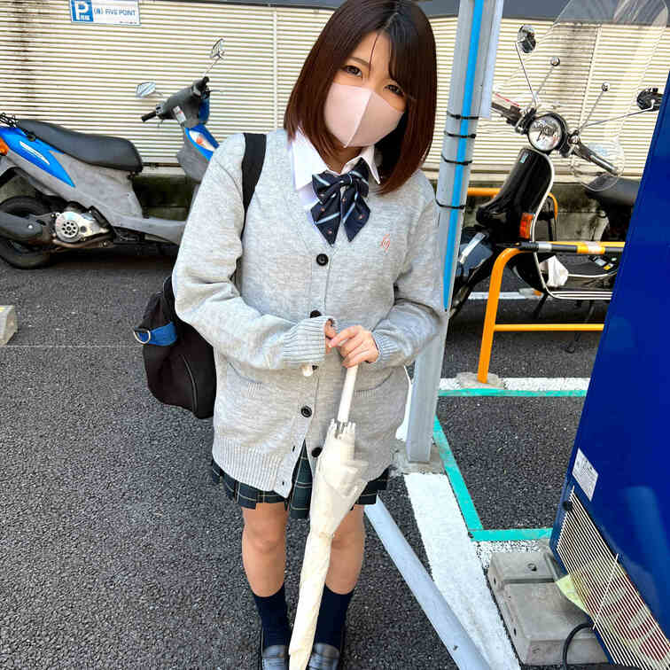 【個人撮影】恥じらい顔が可愛すぎる萌え袖女子(K2)とパパ活_ゴム無しで無責任に無断に中出し