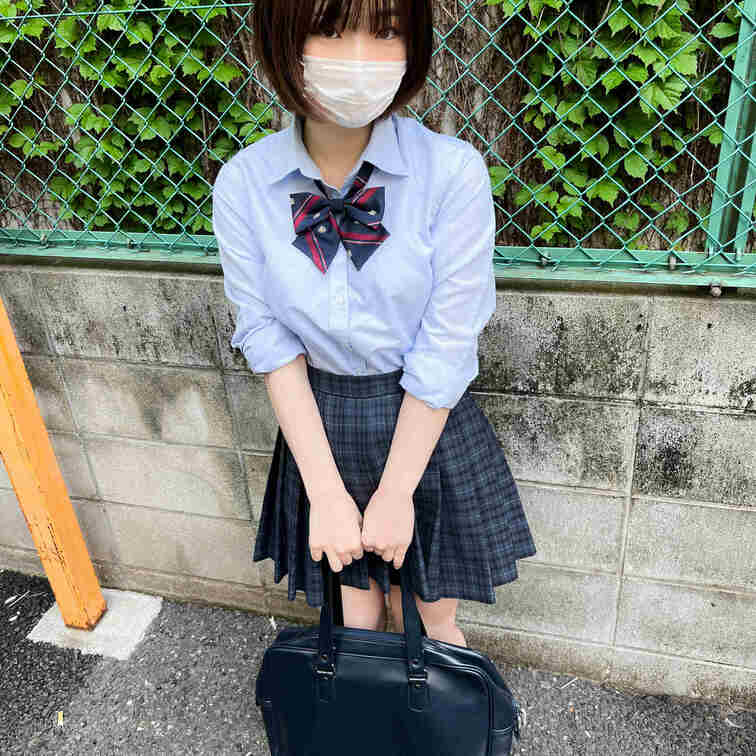 【個人撮影】エロかわ過ぎるショートヘアーのオマ○コちゃんと割り切り_発育が良過ぎるワガママボディをしっかり堪能してきまし