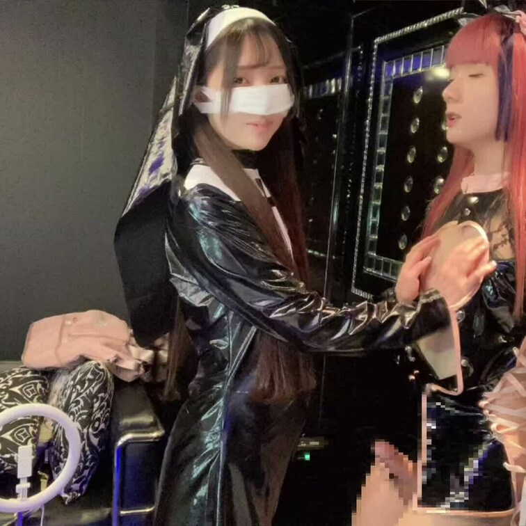 S女シスター様による唾責めで唾液マゾに堕とされてしまいます【その3】

主なプレイ内容
唾液責め
唾吐き
顔舐