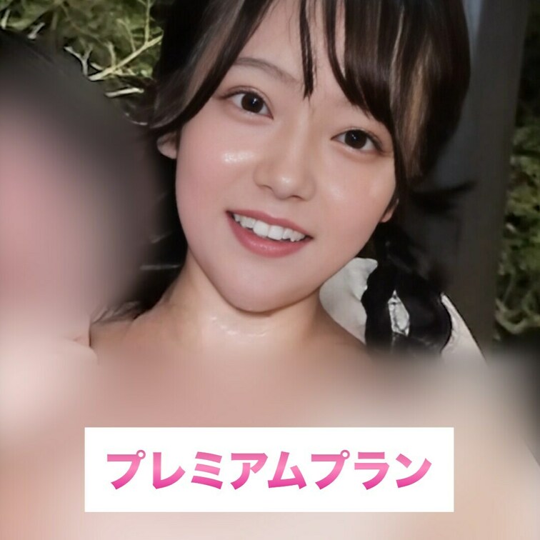 手品のように胸がチラチラ♡