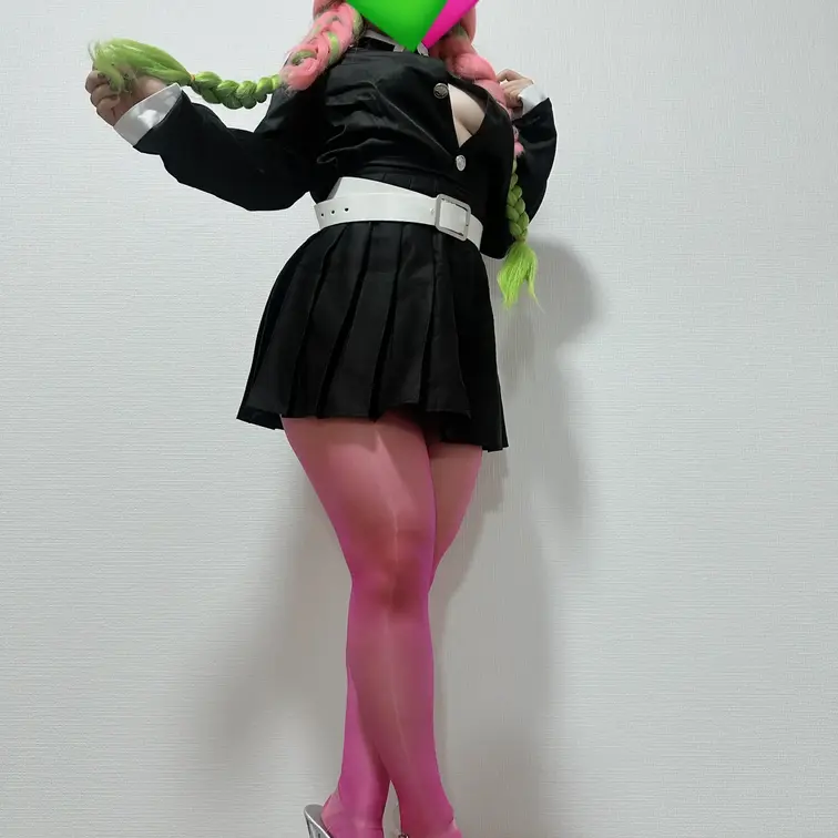 ピンク色ツヤツヤパンストの甘露寺ちゃん🩷💚