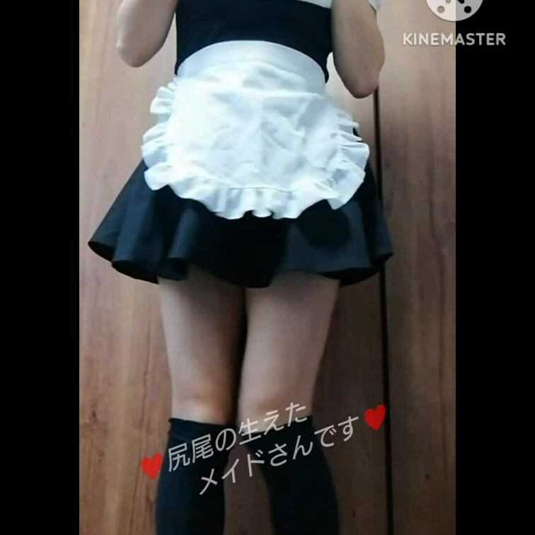 6分5秒　尻尾が生えたメイドさんのおにゃにー♥♥
フッサフサの尻尾フリフリ(♡ω♡)
透明ディルドで真っ赤に熟れた膣