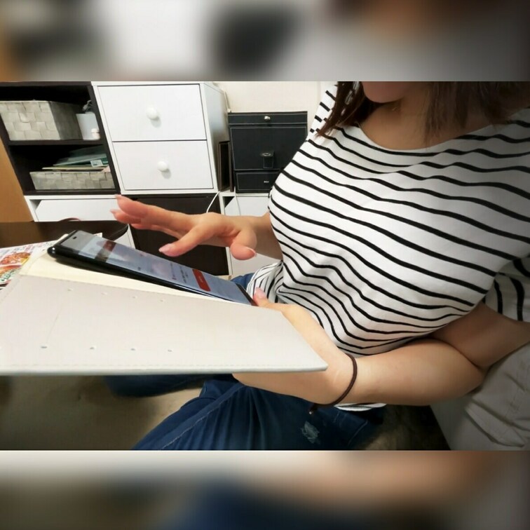 【無料】単身赴任中の人妻から部屋に誘われた。
お仕事で単身赴任中の巨乳妻とティンダーで知り合った。「飼っている猫に会い