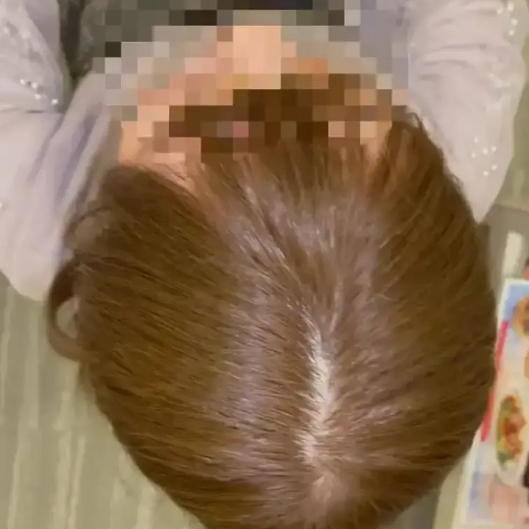 ラブホ着くなり、まずは無洗ちんぽを硬くするのがめるちゃんの責務😍😮‍💨
『かた〜い☺️✨』ってメロメロなめるちゃん、可