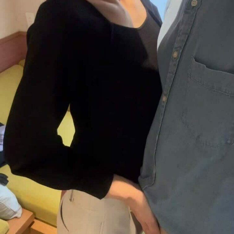 お泊まり女子との密会❤️チェックアウト前、仕事会議が始まる前なのに我慢できず少しイタズラしちゃいました😖