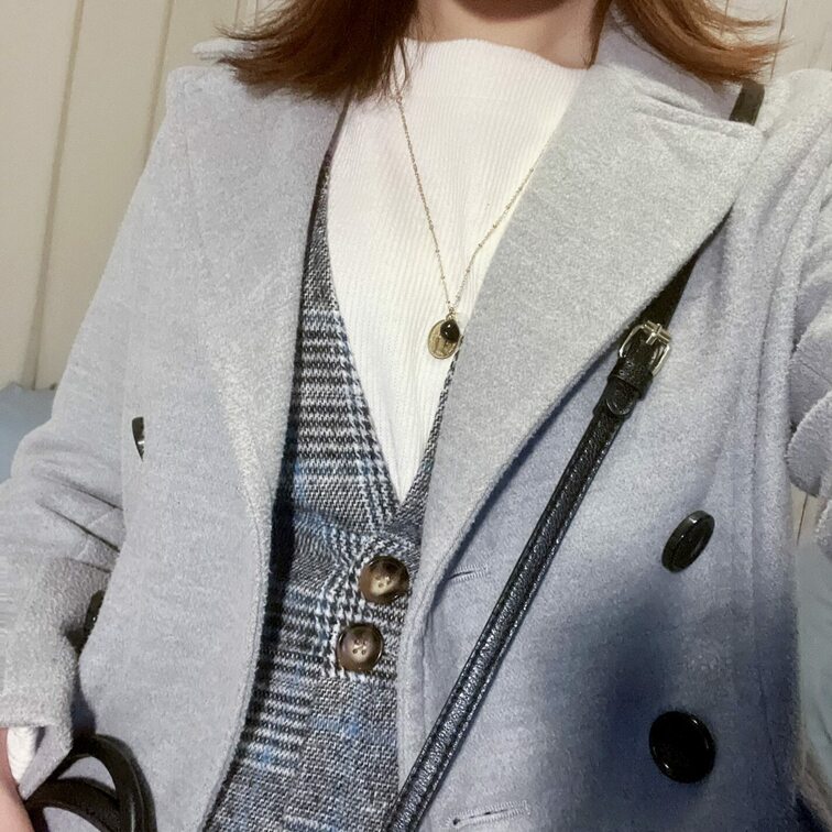 今日の格好はこんな感じでした🩵