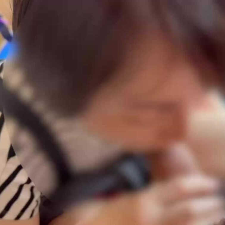清楚人妻　着衣フェラ